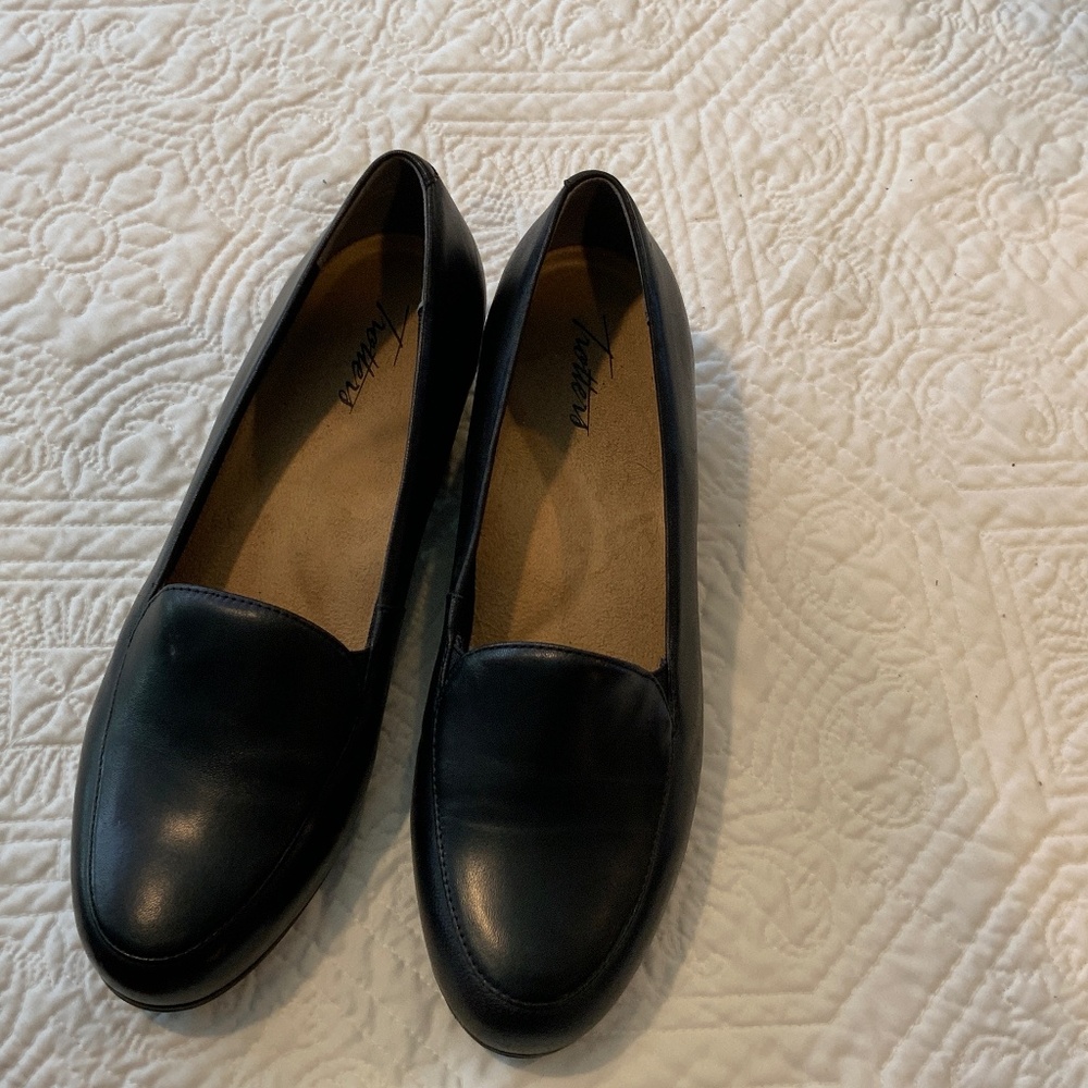 Trotters shoes